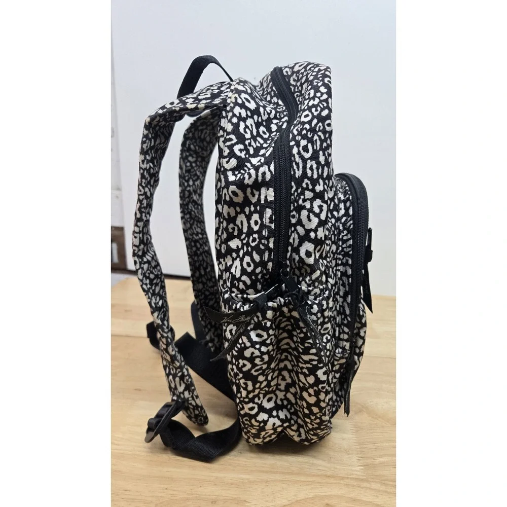 Vera Bradley Medium‎ Backpack Camocat Black/White Leopard Print